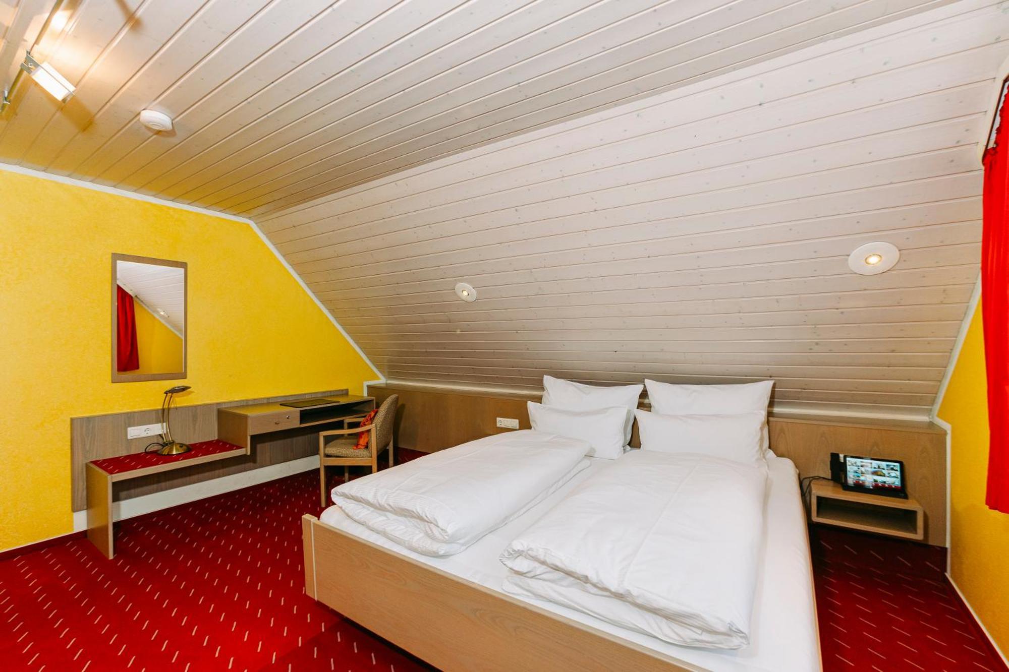 Hotel Restaurant Krone Sulzbach am Kocher 외부 사진